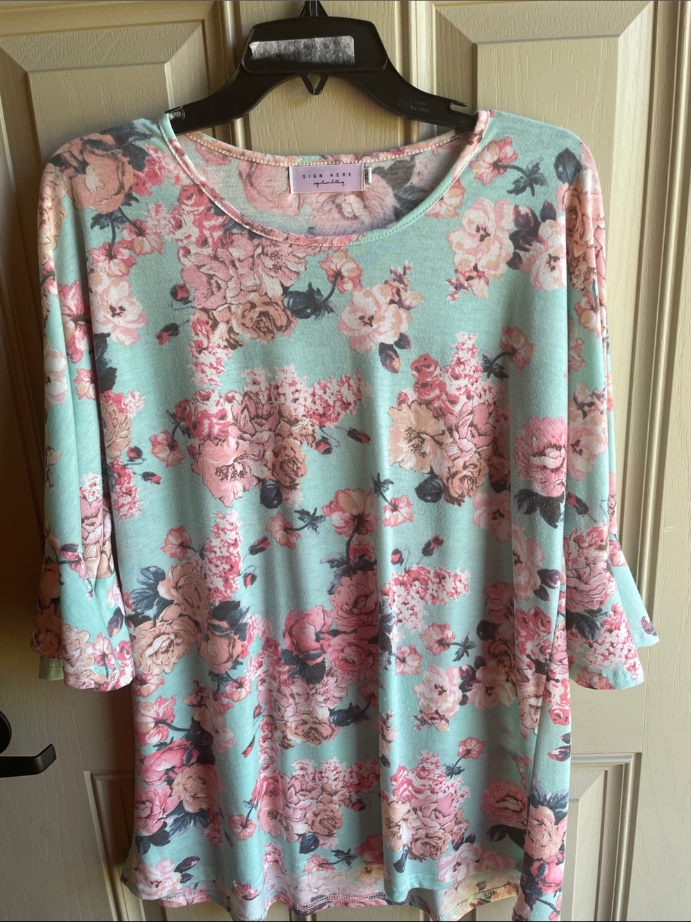 Floral Scoop Neck Tunic Top - Mint Pink